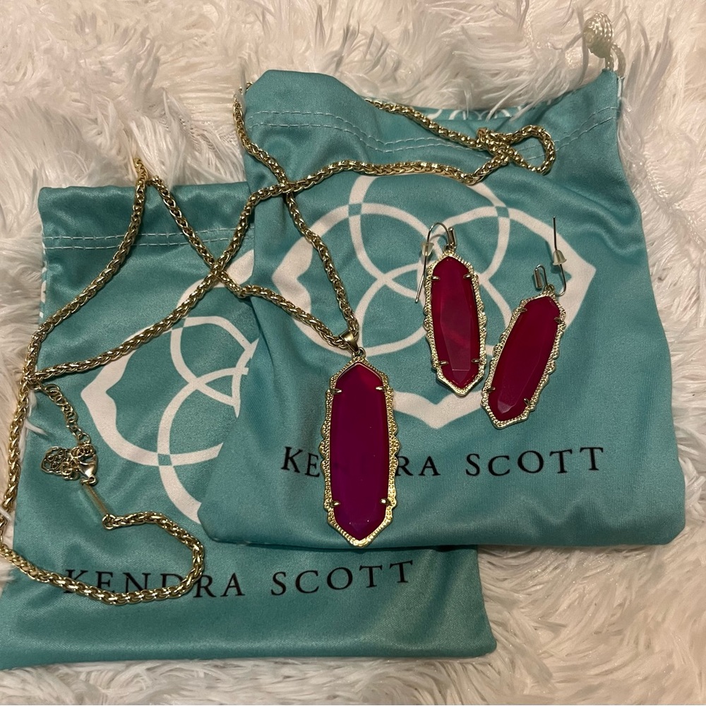 Kendra Scott vintage mystic bazaar pink agate Frances necklace, francie earrings